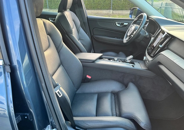 Volvo XC 60 cena 199900 przebieg: 25500, rok produkcji 2021 z Kołobrzeg małe 352